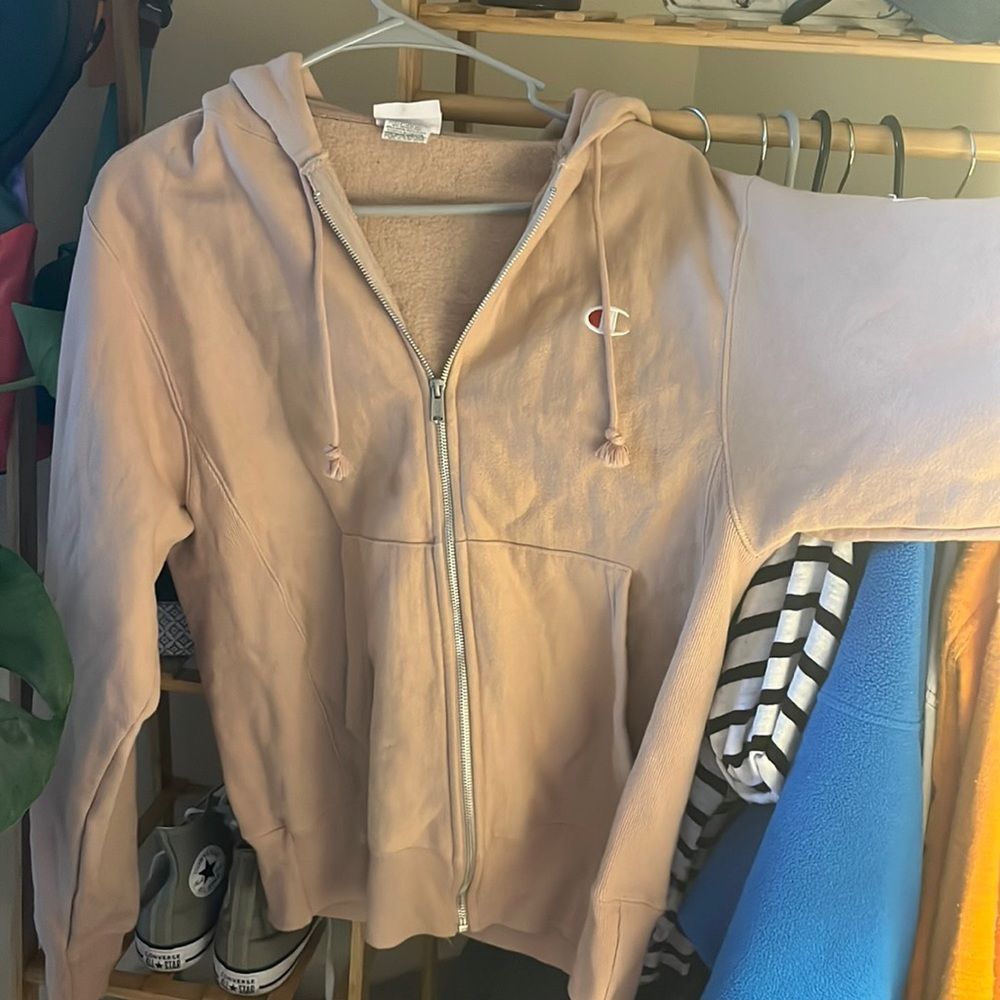LIKE NEW CHAMPION FULL ZIP HOODIE